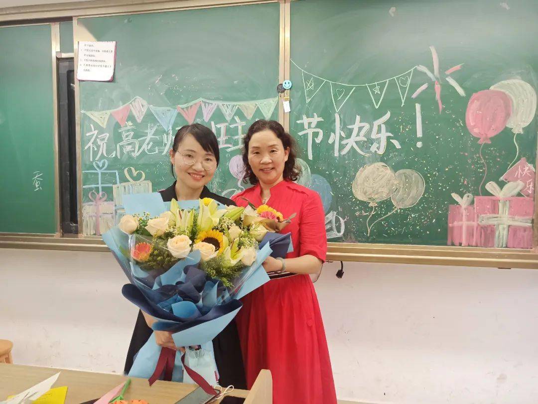 新学期班主任偷偷准备“仪式感”新学期班主任偷偷准备的仪式感，让开学更有温度！